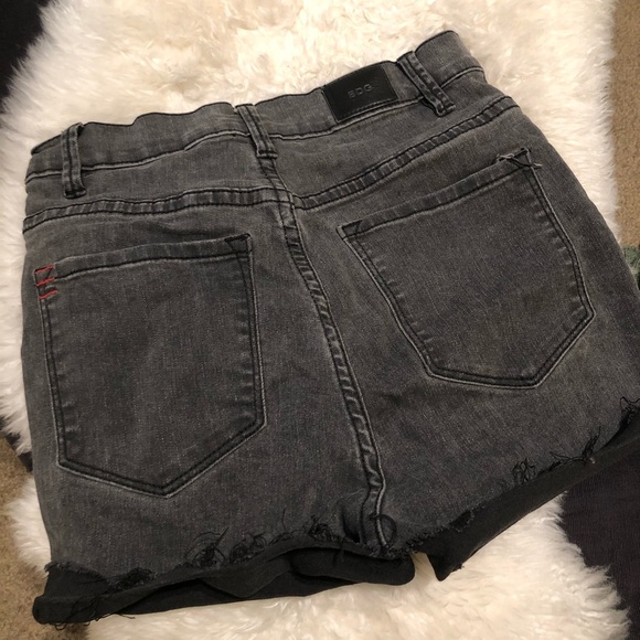 UO BDG high waisted shorts - Picture 2 of 3